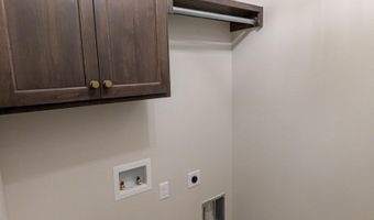 727 E Lexington Ln, Andover, KS 67002