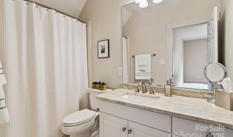 2500 Giverny Dr, Charlotte, NC 28226