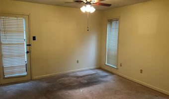 222 Pine Ln, Batesville, MS 38606