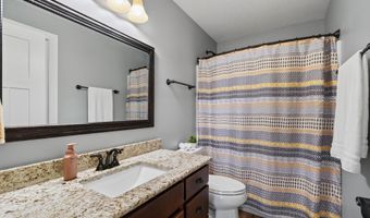 3221 4th Ave SE, Altoona, IA 50009