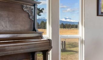 19190 Pinehurst Rd, Bend, OR 97703