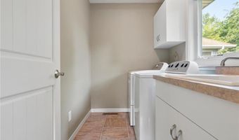 1811 Wildflower Ln NE, Alexandria, MN 56308