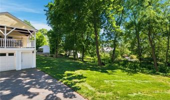 44 Old Great Rd, North Smithfield, RI 02896