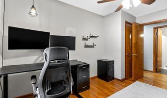 193 Fairway Dr, Akron, OH 44333