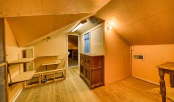 323 L St, Carlsbad, NM 88220