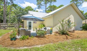 337 21st Ave, Apalachicola, FL 32320