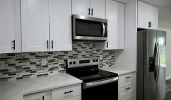 508 BENNETT St, Auburndale, FL 33823