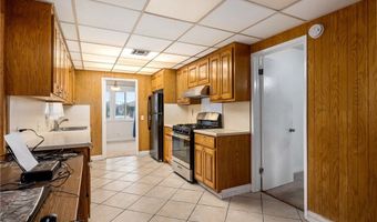 1435 W Wedgewood Dr, Anaheim, CA 92801