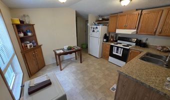 32 Plain St, Barre, VT 05641