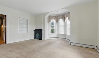 221 FRANKLIN St, Alburtis, PA 18011