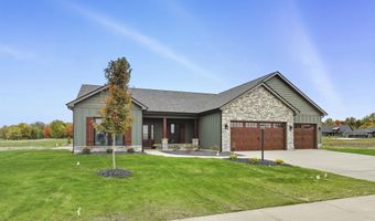 2213 Golfview Dr, Auburn, IN 46706