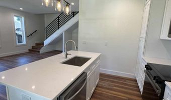 216 15th St, Apalachicola, FL 32320