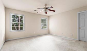 1605 Spinnaker Dr, Alpharetta, GA 30005