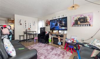 21 Watson St, Central Falls, RI 02863