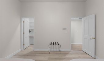 7471 Darby Ave, Las Vegas, NV 89117