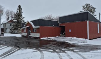 118 S 4TH St, Abbotsford, WI 54405