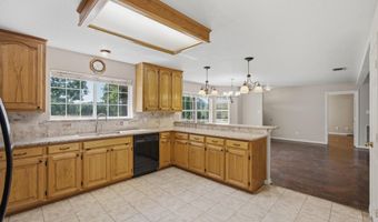 466 County Road 1180, Alvord, TX 76225