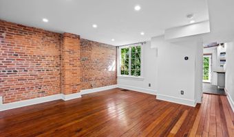 1427 BOLTON St 2, Baltimore, MD 21217