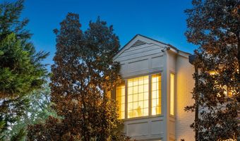 7009 LOCH LOMOND Dr, Bethesda, MD 20817