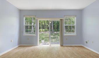 18 Valley Stream Pl, Barnegat, NJ 08005