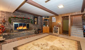 874 Hillandale Dr, Antioch, IL 60002
