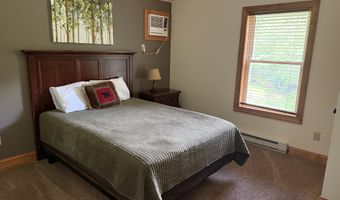 88 Bishop Cir, Albrightsville, PA 18210