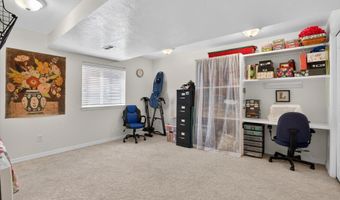 5470 Shenandoah Dr, Chubbuck, ID 83202