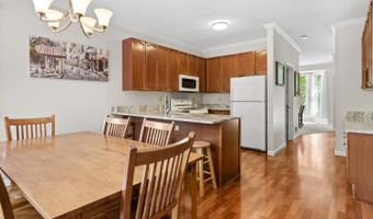 1196 Edgewater Ln, Antioch, IL 60002