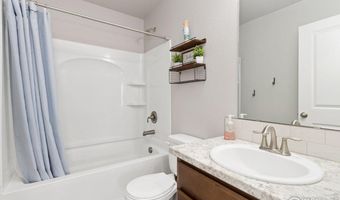 623 Conestoga Dr, Ault, CO 80610