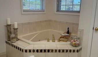 5265 BEAR HOLLOW Ln, Amissville, VA 20106