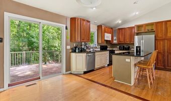 25612 W Woodlawn Ave, Antioch, IL 60002