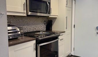 5291 Colodny Dr 5, Agoura Hills, CA 91301