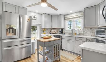 25285 CANTRELL Ln, Accomac, VA 23301