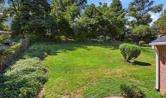 934 N LONGFELLOW St, Arlington, VA 22205
