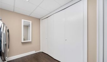 7 Robins Way, North Providence, RI 02904