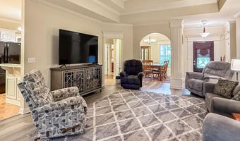 105 Valderrama Dr, Benton, AR 72015