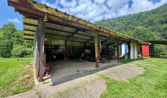 179 Cow Ln, Arnoldsburg, WV 25234
