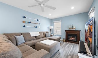15 Brentwood Dr, Bayville, NJ 08721