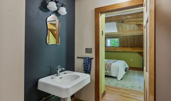 155 Sweeney Ln, Cambridge, VT 05464