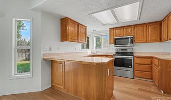 1807 Fairoaks Dr, Caldwell, ID 83605