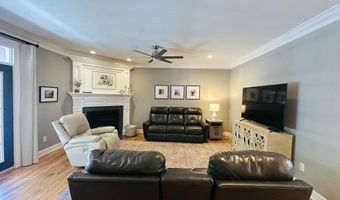 1969 Autumn Creek Dr, Arab, AL 35016