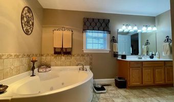 117 Apple Ridge Dr, Beaver, WV 25813