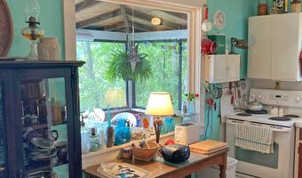 613 Stony Point Rd, Benson, VT 05743