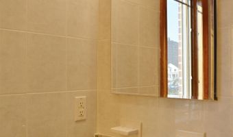 198-200 W 52ND St, Bayonne, NJ 07002
