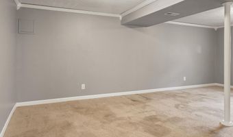 374 Briarwood Ln, Bedford, IN 47421