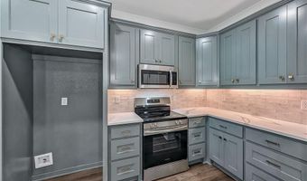 18 Greenodd Dr, Bella Vista, AR 72714