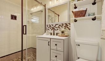 6001 Baylor Dr, Bartlesville, OK 74006