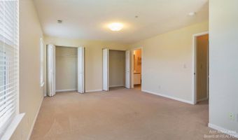 1328 Heatherwood Ln, Ann Arbor, MI 48108