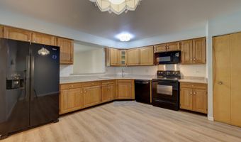 1030 S FERNANDEZ Ave 1T, Arlington Heights, IL 60005