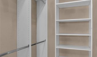 4018 CHANDLER ESTATES Dr, Apopka, FL 32712